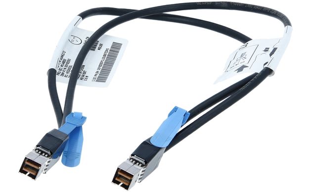 Кабель 01DC675 LENOVO Storage V3700 V2 0.6m 12Gb SAS Cable (mSAS HD) для сервера